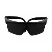 Műanyag napszemüveg – szám 2 – fekete