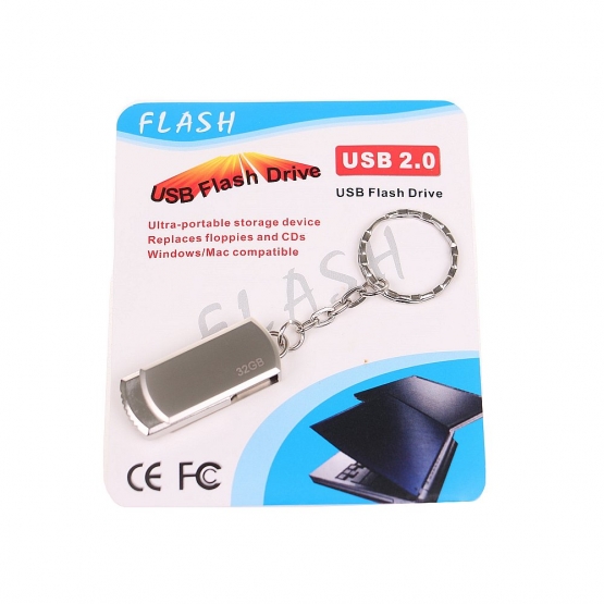 USB flash meghajtó 32 GB