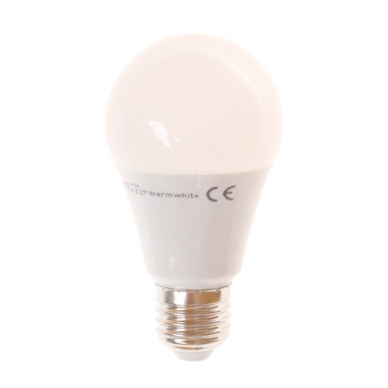 LED izzó A60-7W E27