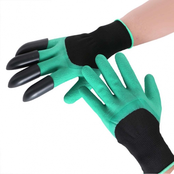 Kesztyű karmokkal Kesztyű karmokkal