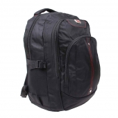 Fekete hátizsák, tele iskolaszerekkel A típus