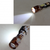 USB zseblámpa zoommal, terepszínű