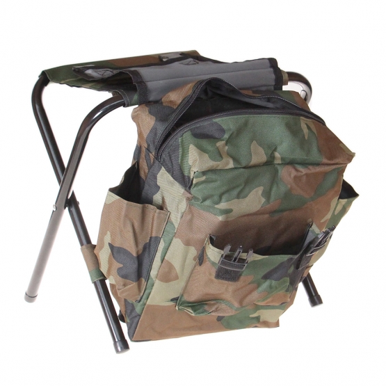 Összecsukható kemping szék hátizsákkal