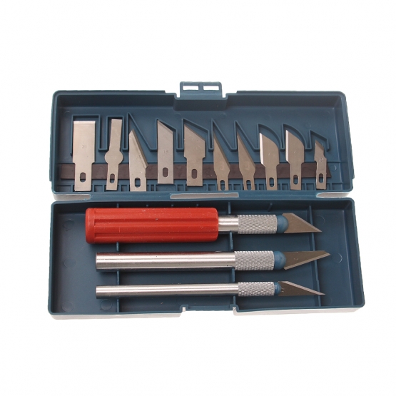 MODELLEZŐ KÉS SZETT