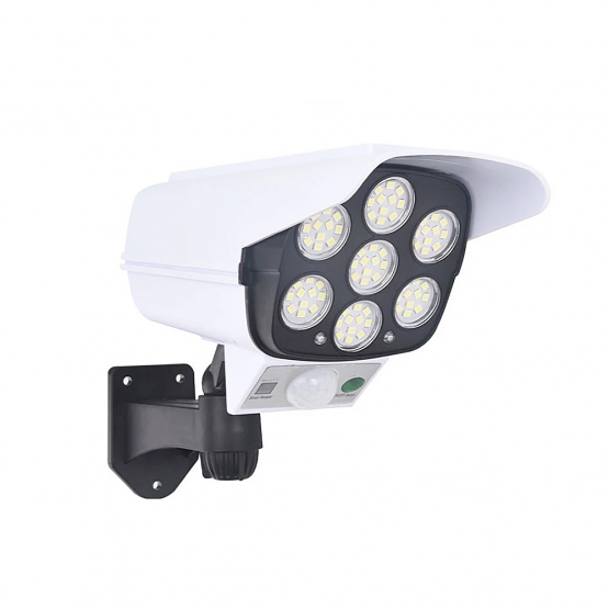 Napelemes lámpa kamera vezérlővel