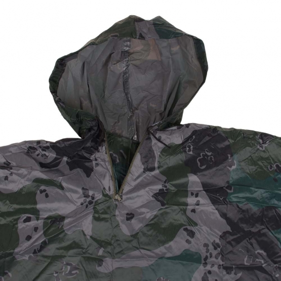 Terepmintás esőkabát poncsó
