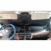 Összecsukható esernyő a szélvédő védelmére