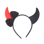 Gyermek jelmez ördög