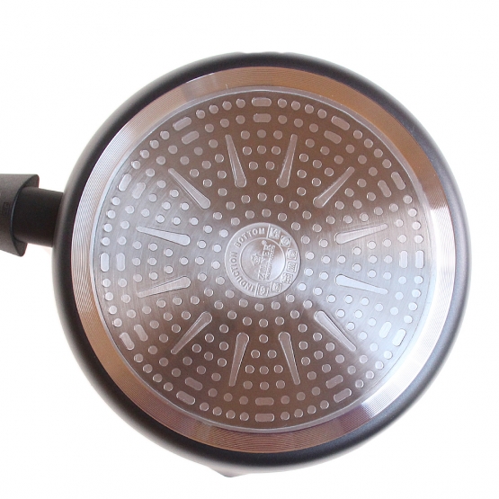 Tapadásmentes serpenyő 22 cm