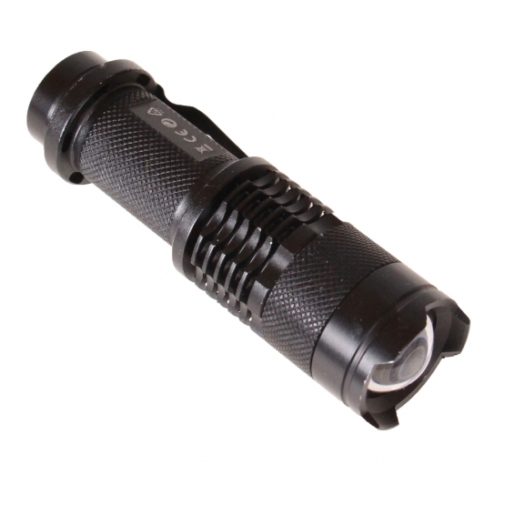 Zseblámpa zoommal 50000W