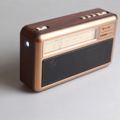 Hordozható 3 sávos napelemes rádió X-BASS sárga