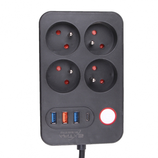 Hosszabbító kábel 2 m 4 aljzattal és USB-vel