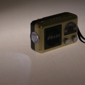 FERVENT napelemes 3 sávos rádió arany