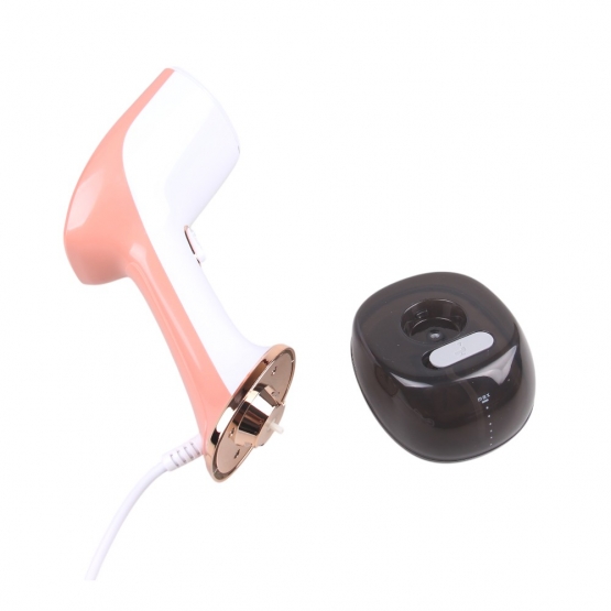 Gőzölős ruhagőzölő vasaló BT-9731 1500W