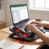 Laptop hűtőpad 15″ S18